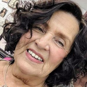 Meet your Posher, Paula